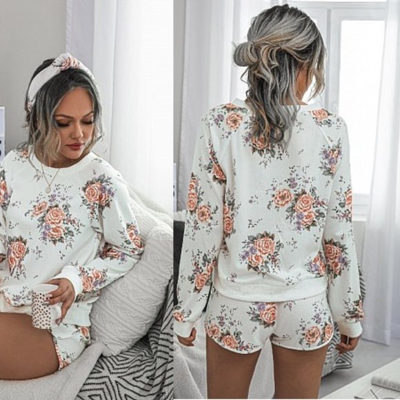 LAST ONE Comfy Round Neck Solid loungewear - Picture 4 of 4